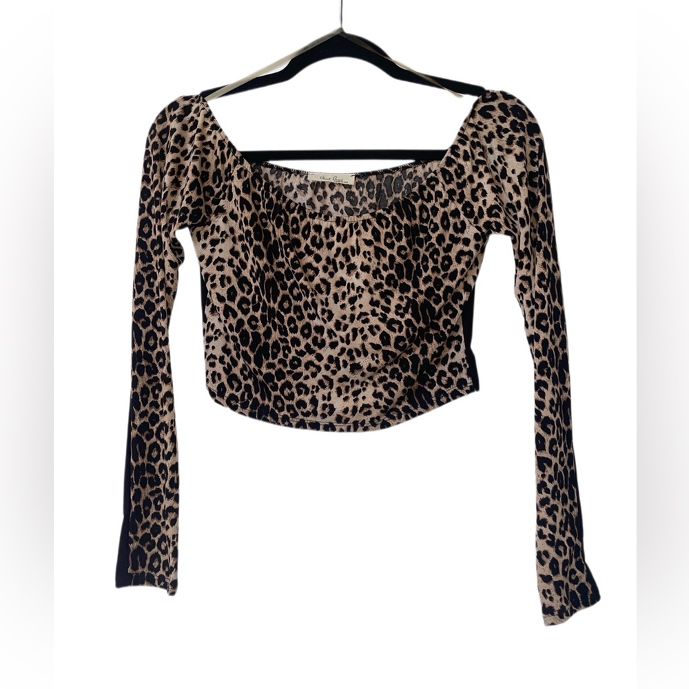 Black Bead Off The Shoulder Leopard Print Long Sleeve Women's Crop Top NWOT - M
